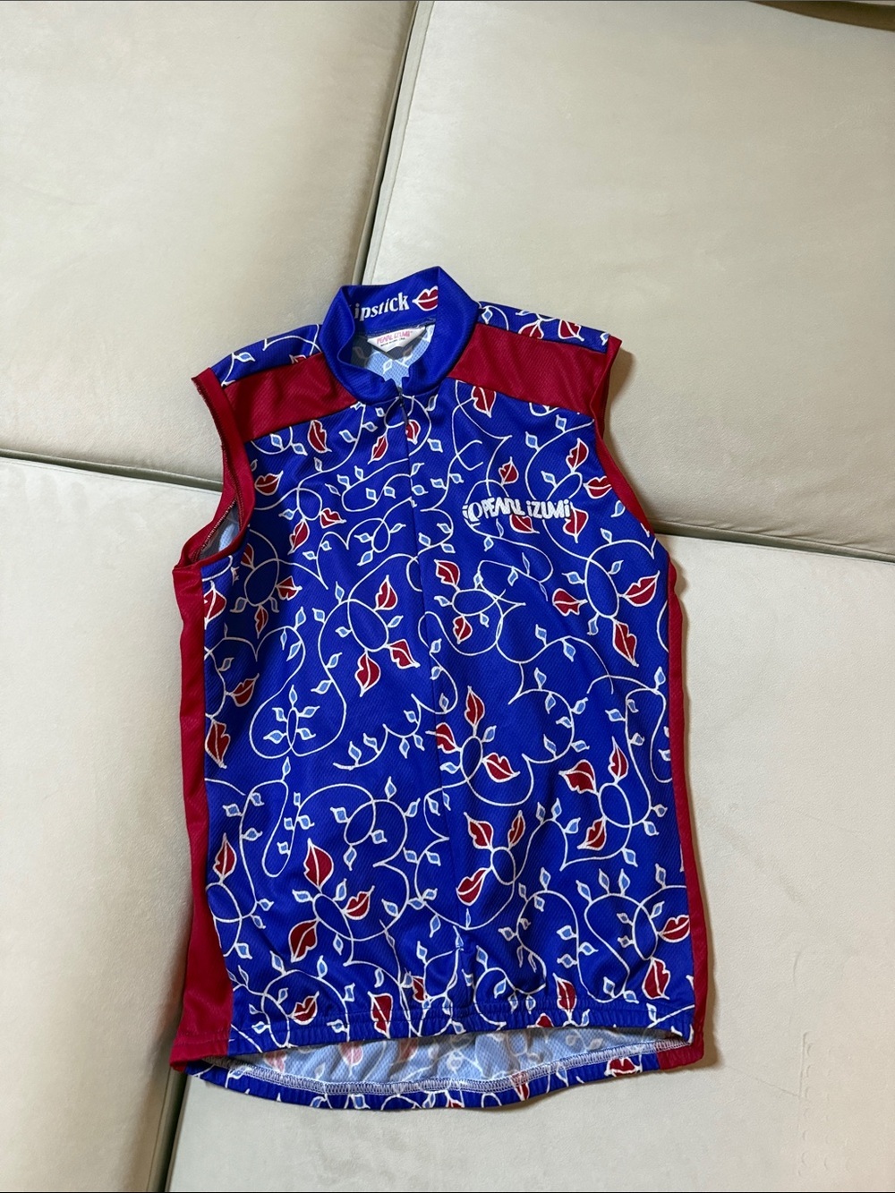 Pearl Izumi Sleeveless Cycling Jersey in Blue and Red Floral - Picture 3 of 4